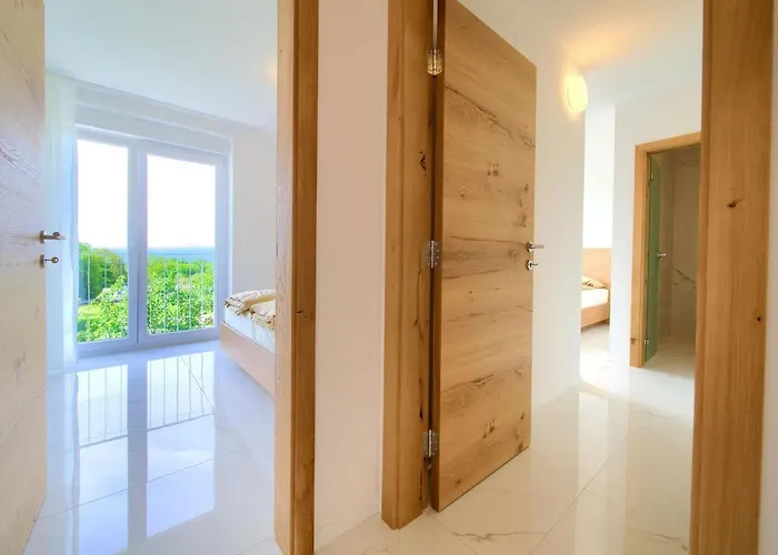 Rossa 别墅 Županje