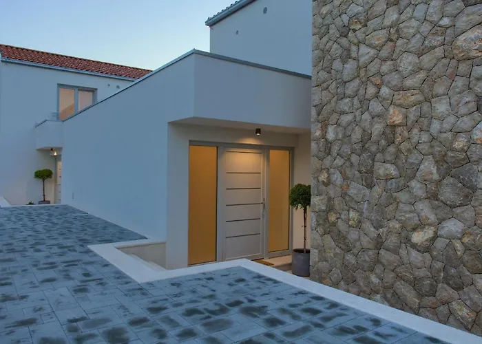 别墅 Rossa Županje