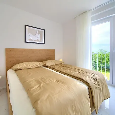 Rossa Villa *